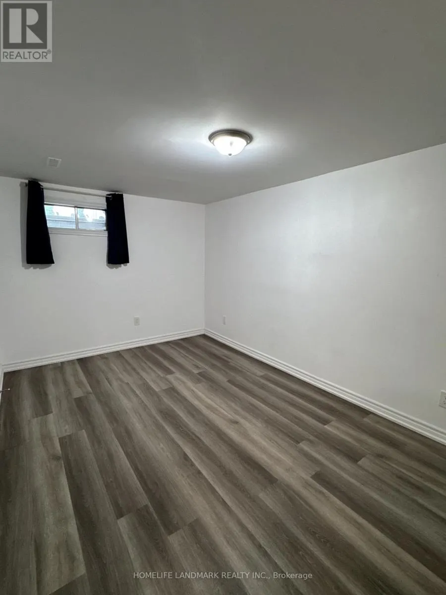 104 LOGANBERRY CRESCENT