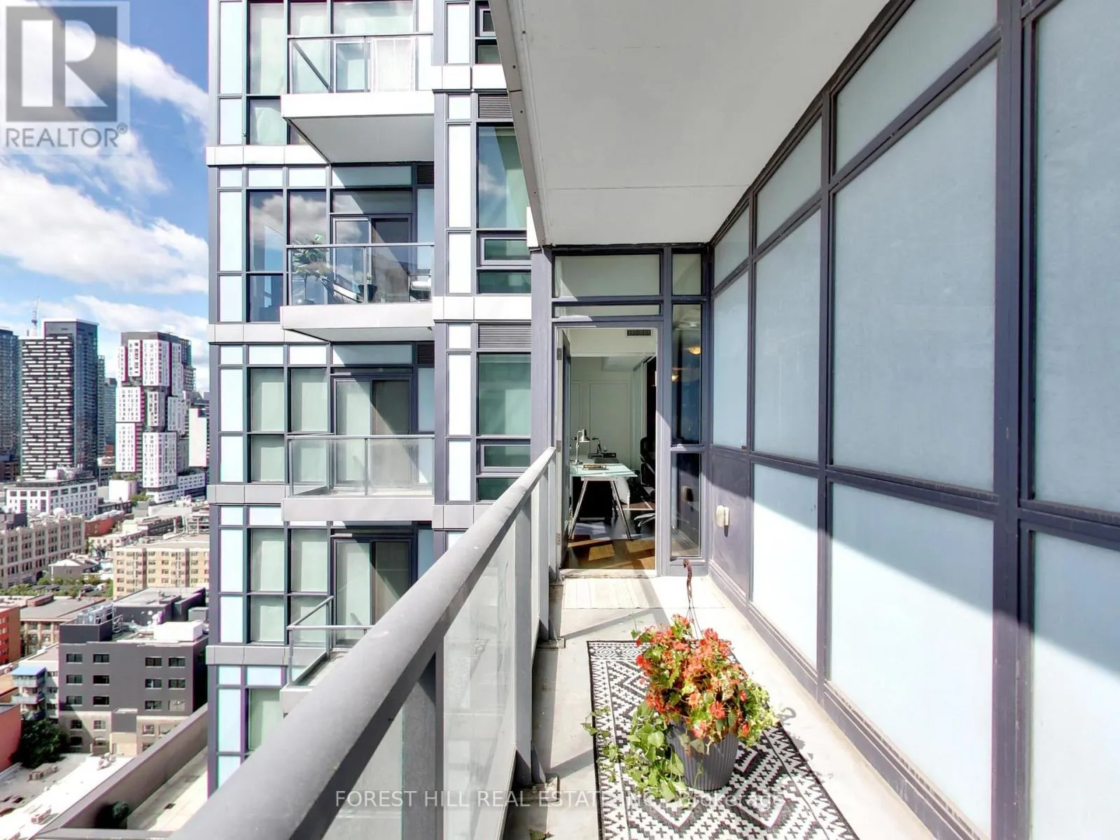 2301 - 210 SIMCOE STREET