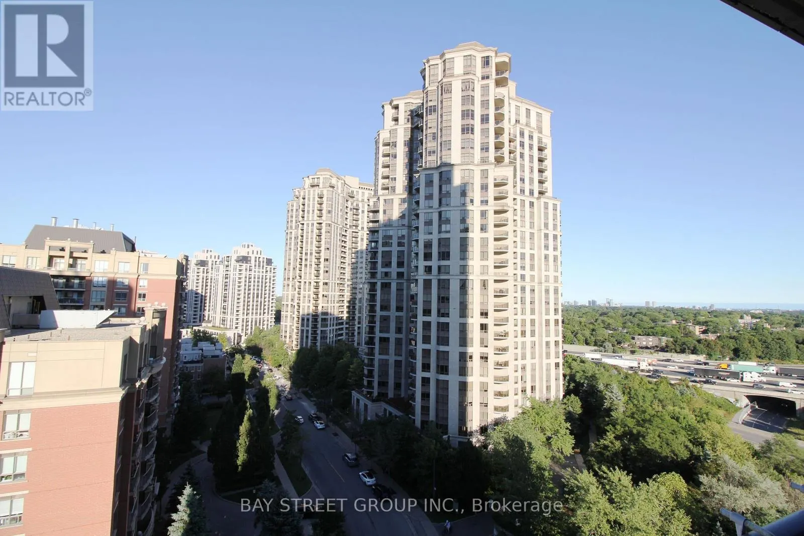 1512 - 30 HARRISON GARDEN BOULEVARD