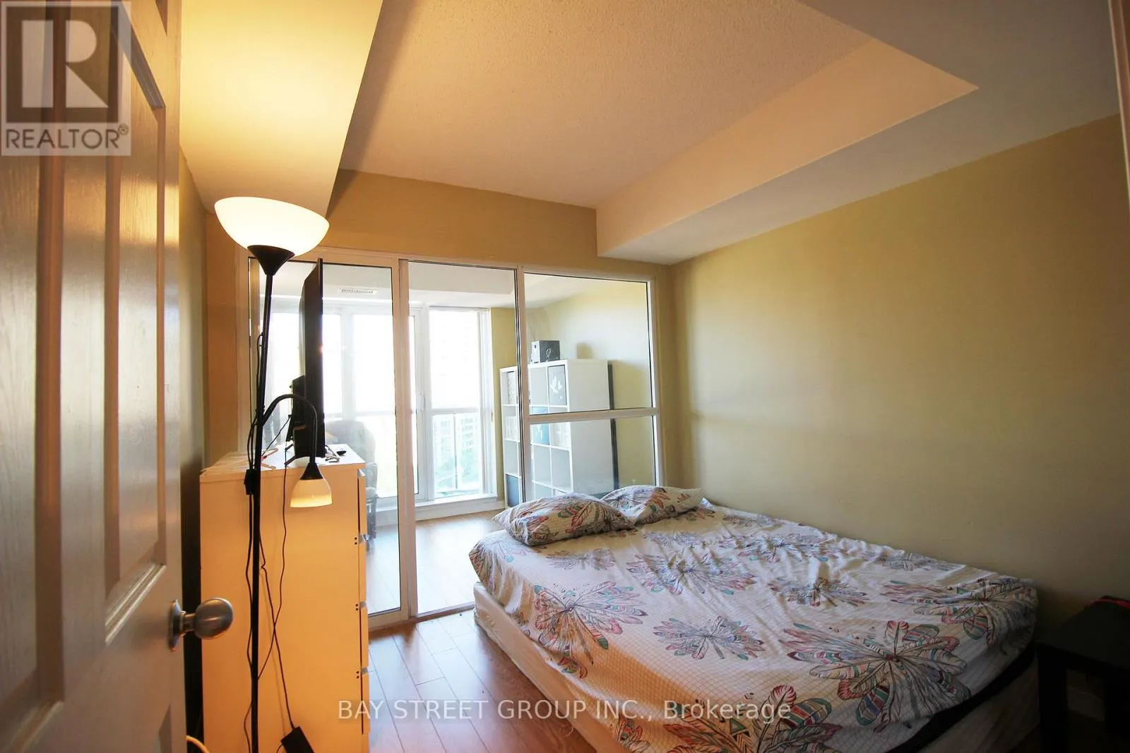 1512 - 30 HARRISON GARDEN BOULEVARD