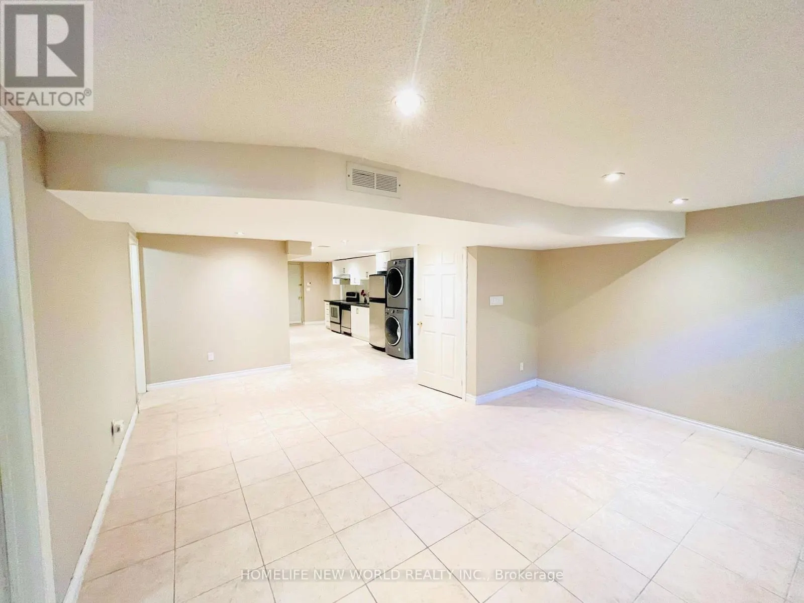 BSMNT - 219 DUNVIEW AVENUE