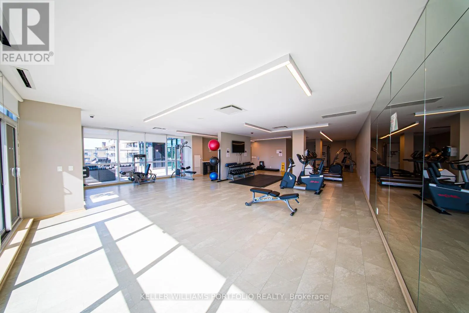 1101 - 1486 BATHURST STREET