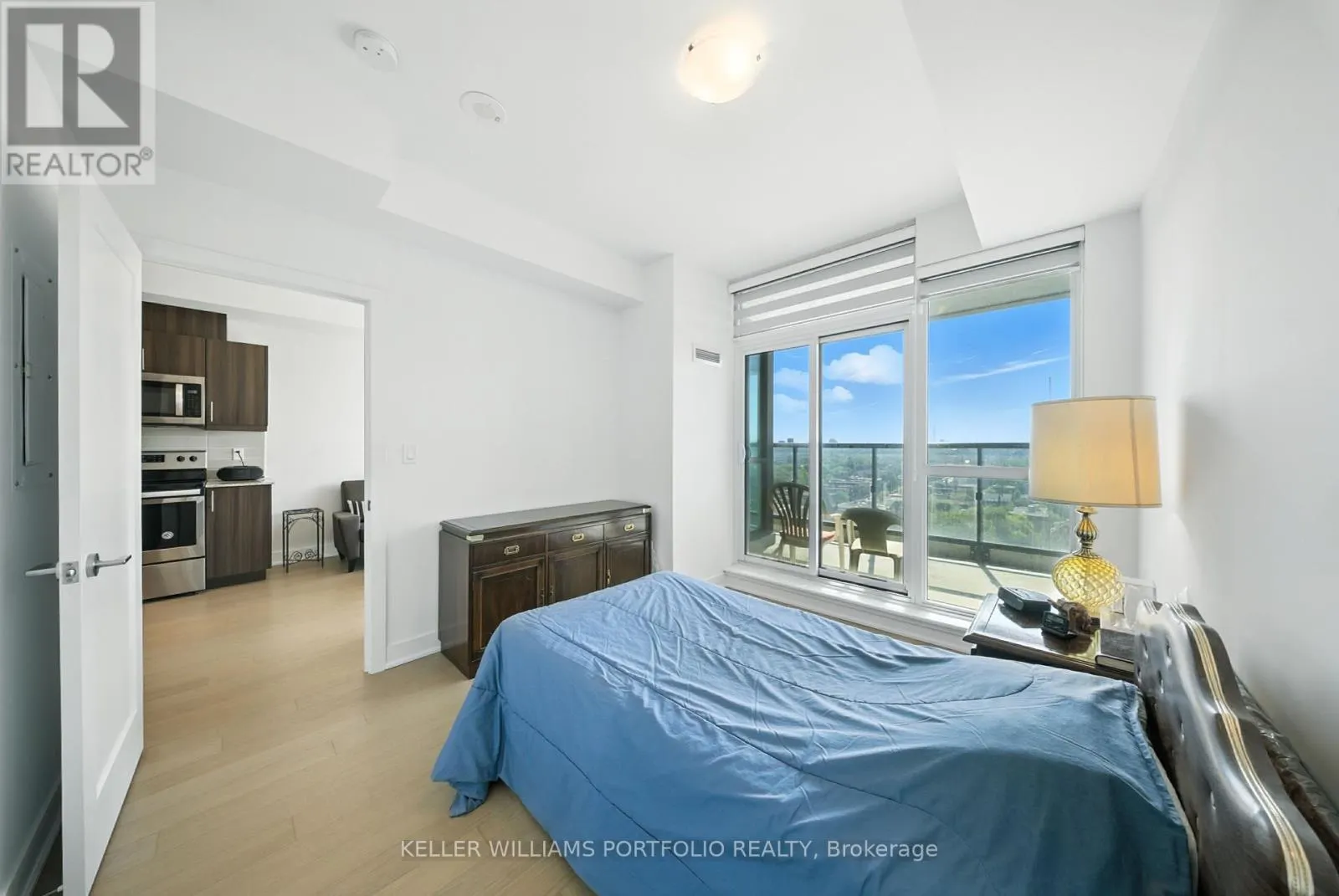 1101 - 1486 BATHURST STREET