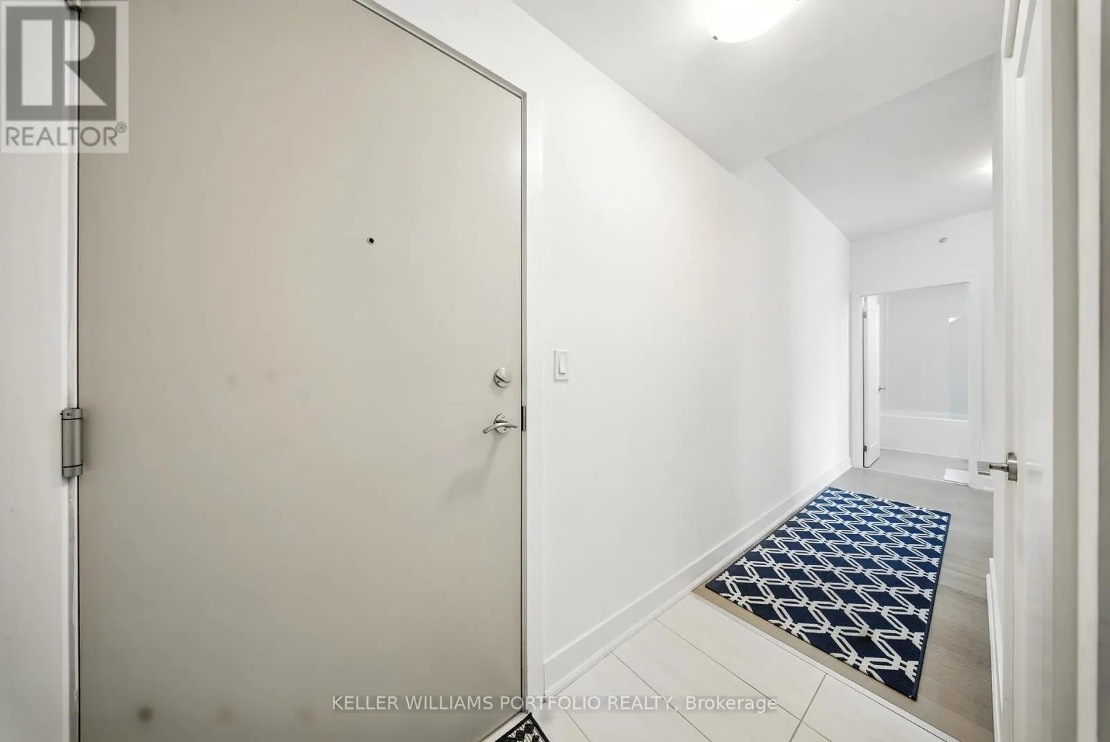 1101 - 1486 BATHURST STREET