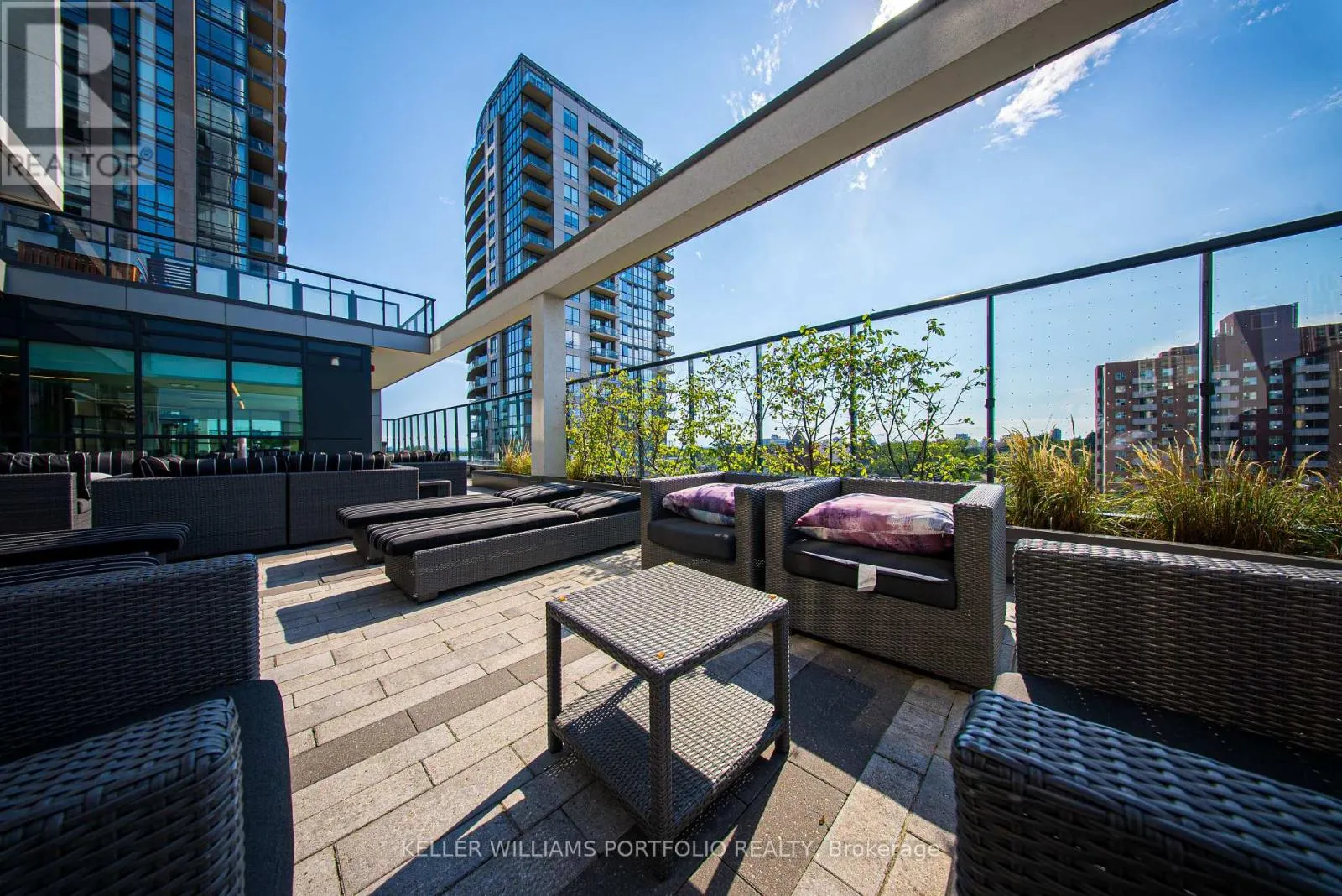 1101 - 1486 BATHURST STREET