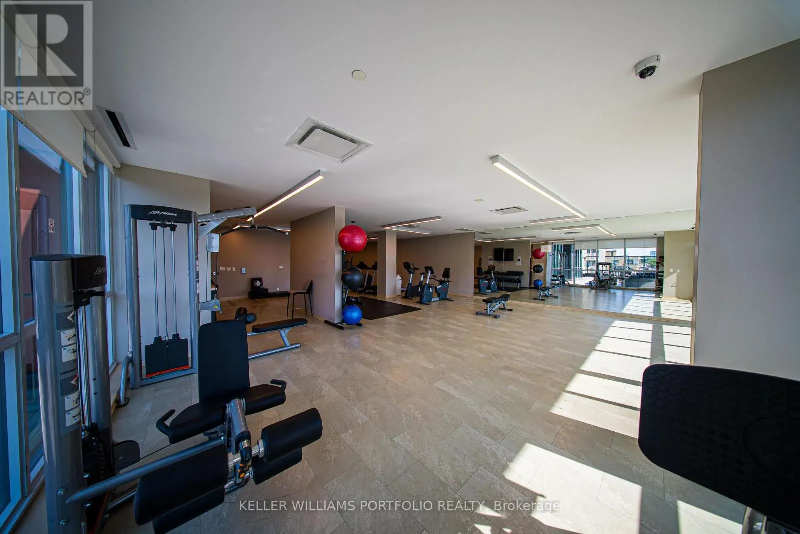 1101 - 1486 BATHURST STREET