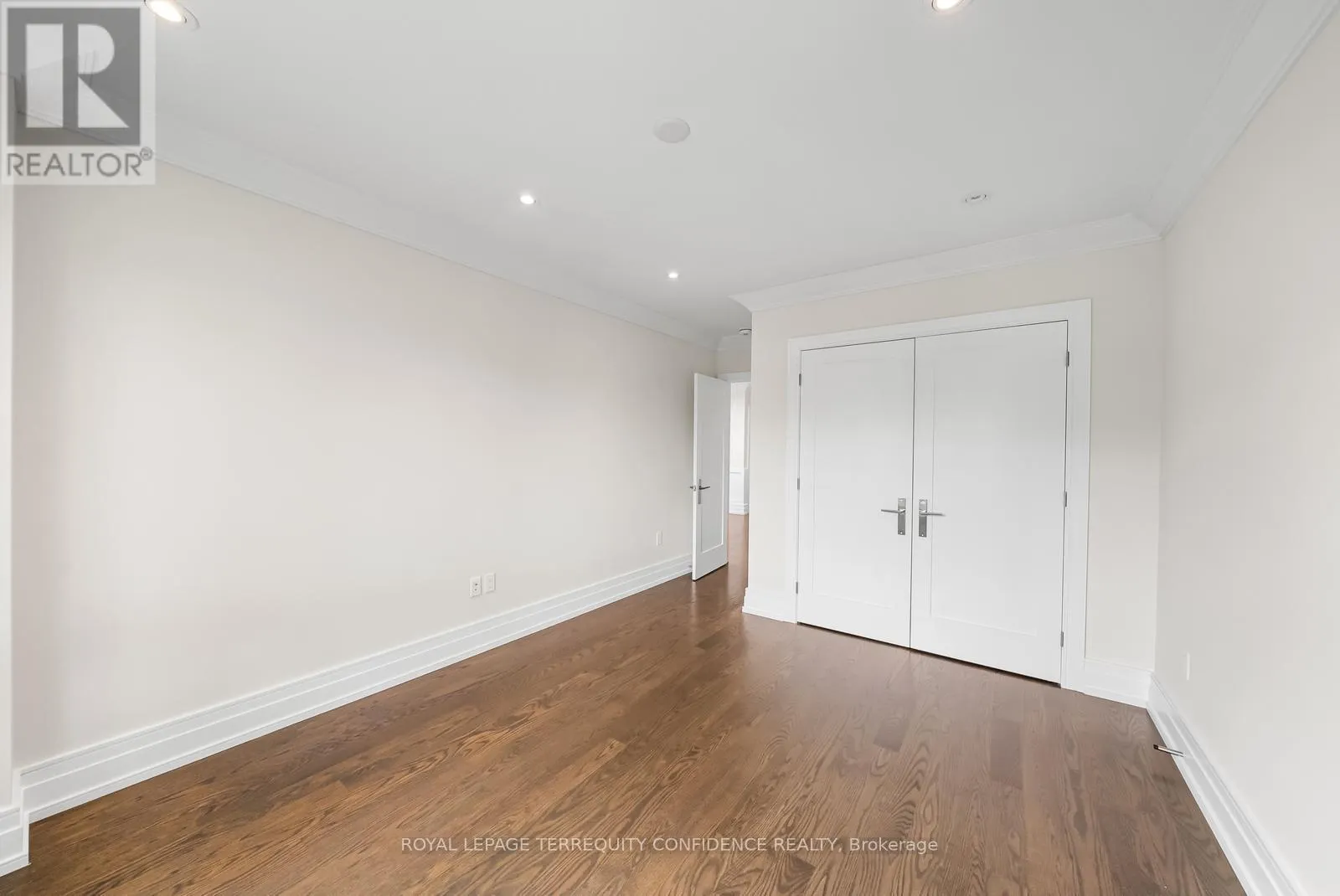 57B HORSHAM AVENUE