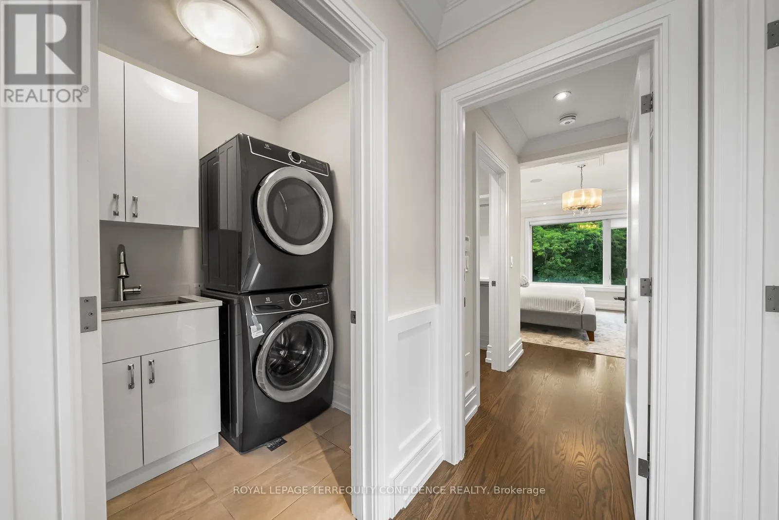 57B HORSHAM AVENUE