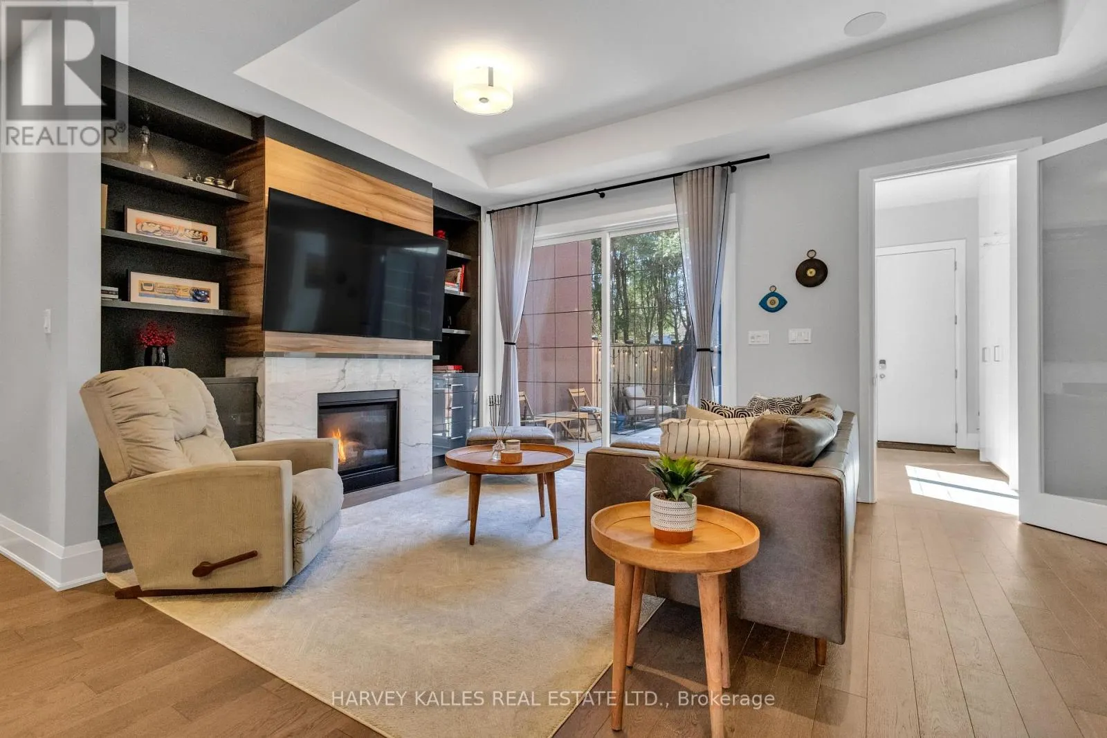 1256 AVENUE ROAD