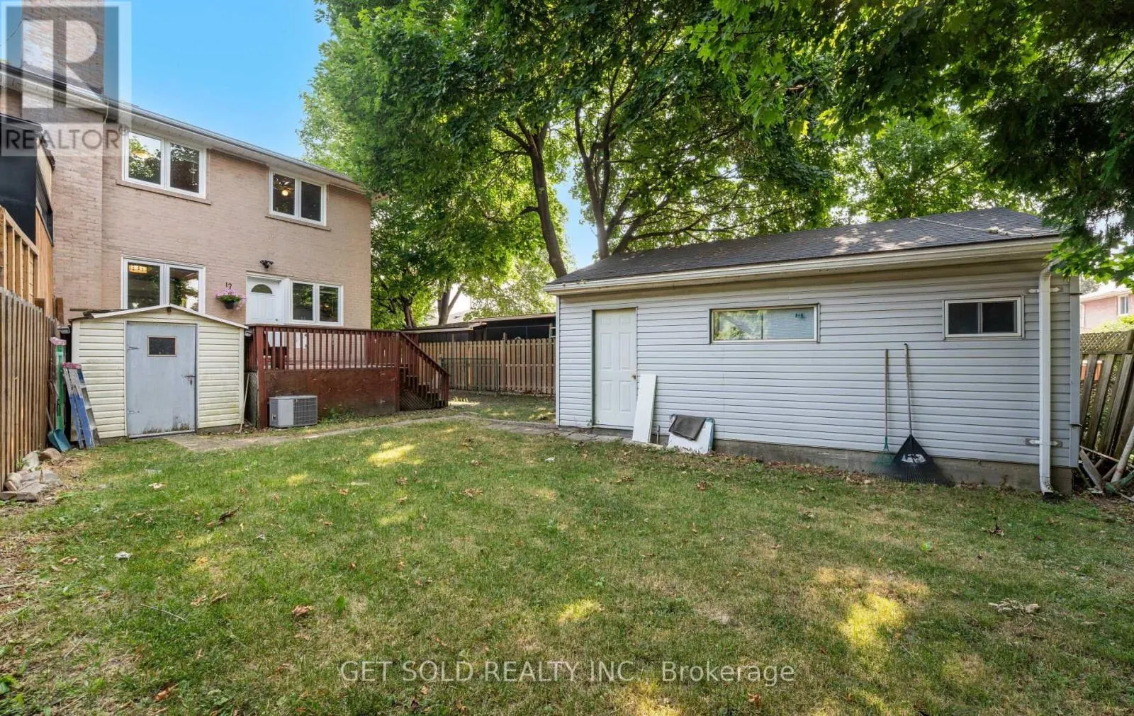 10 DUNBOYNE COURT