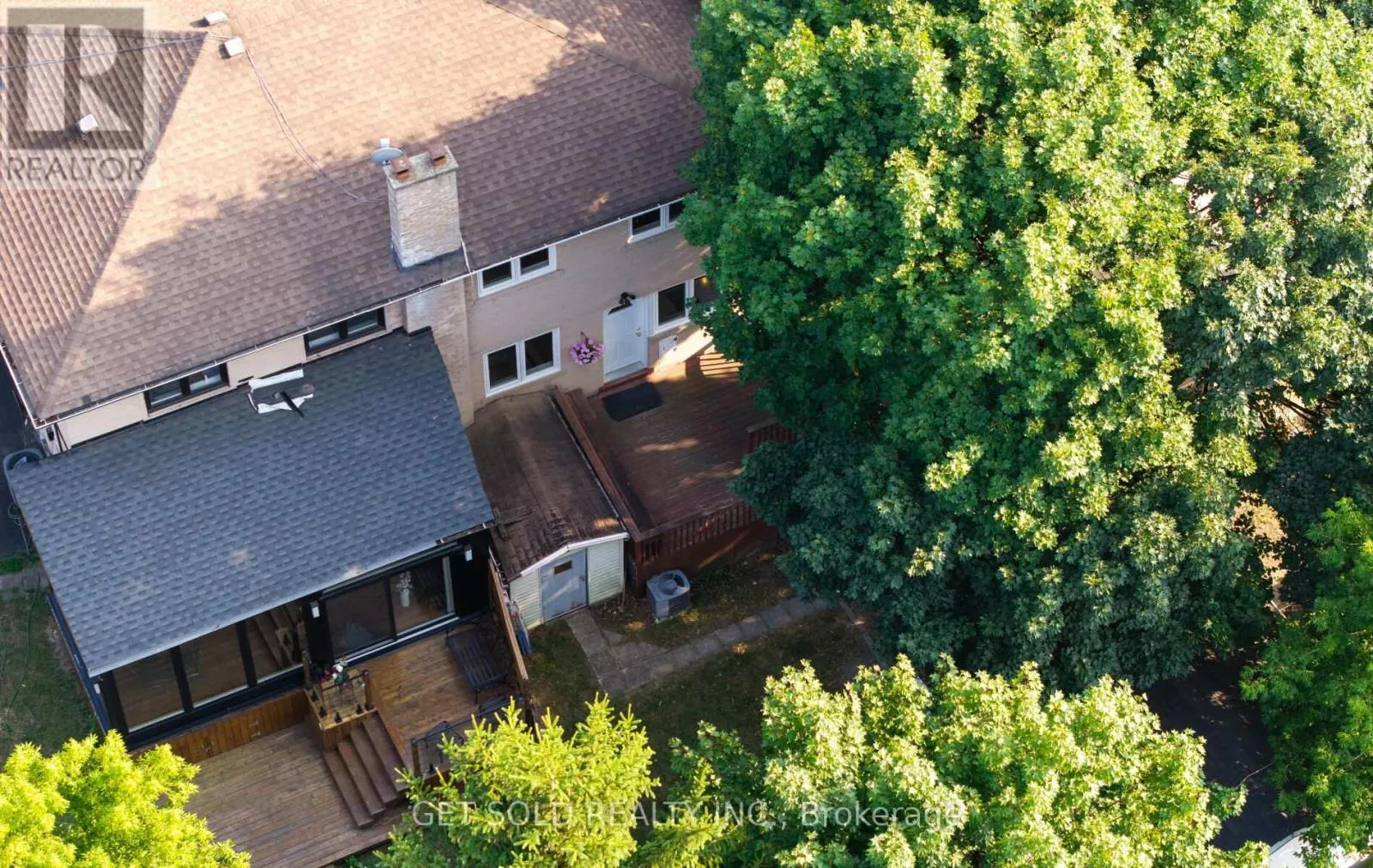 10 DUNBOYNE COURT
