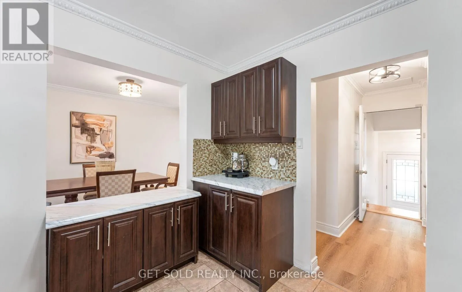 10 DUNBOYNE COURT