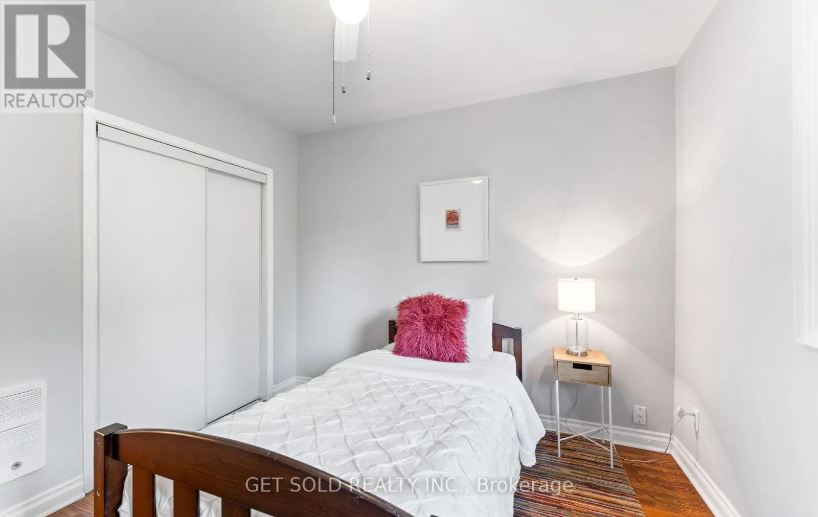 10 DUNBOYNE COURT