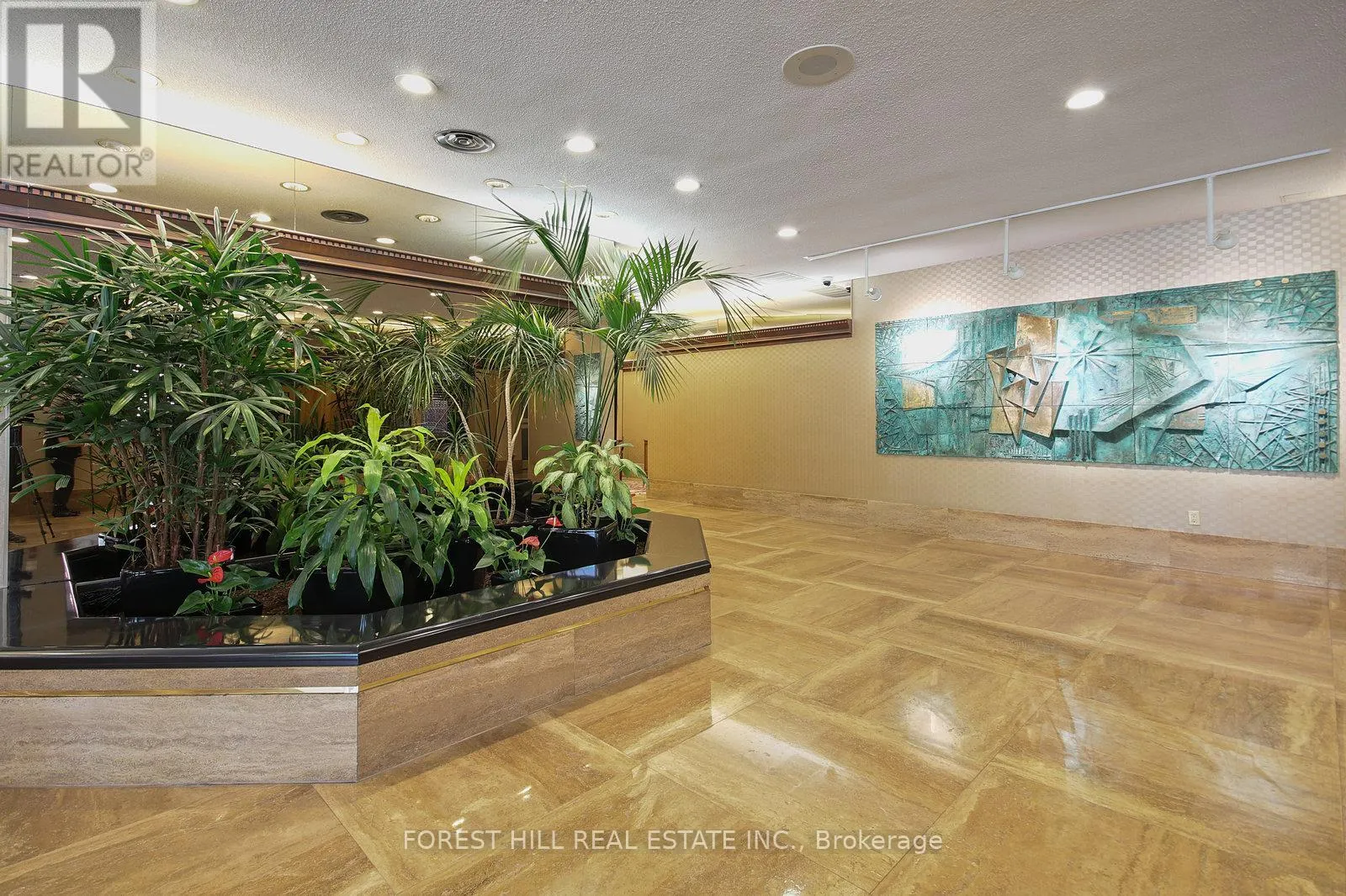 1101 - 130 CARLTON STREET