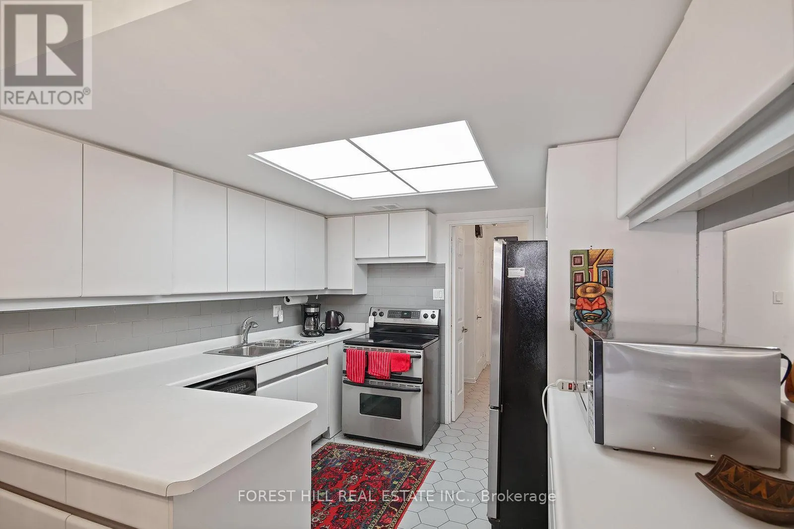 1101 - 130 CARLTON STREET