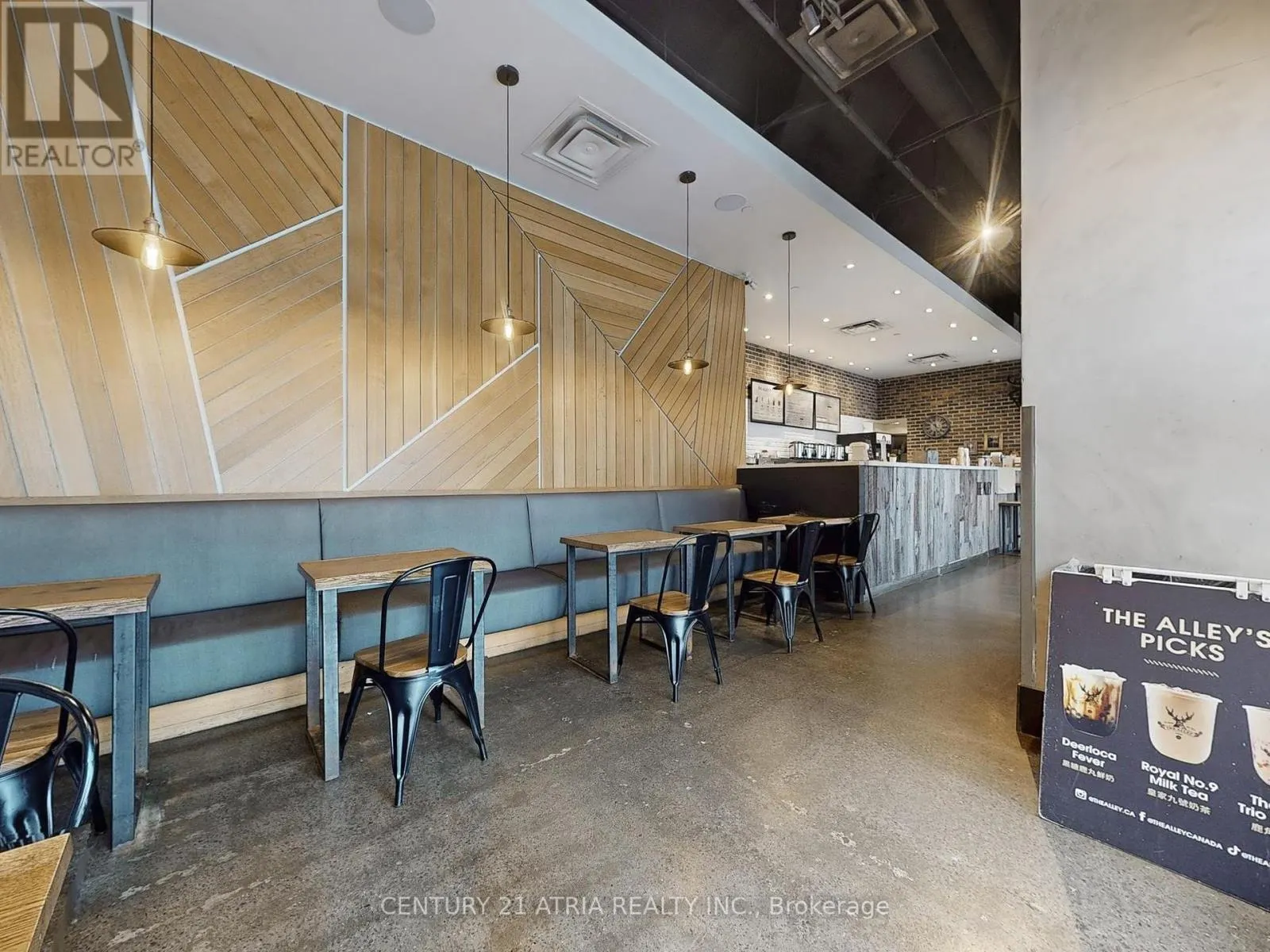 1 - 382 YONGE STREET