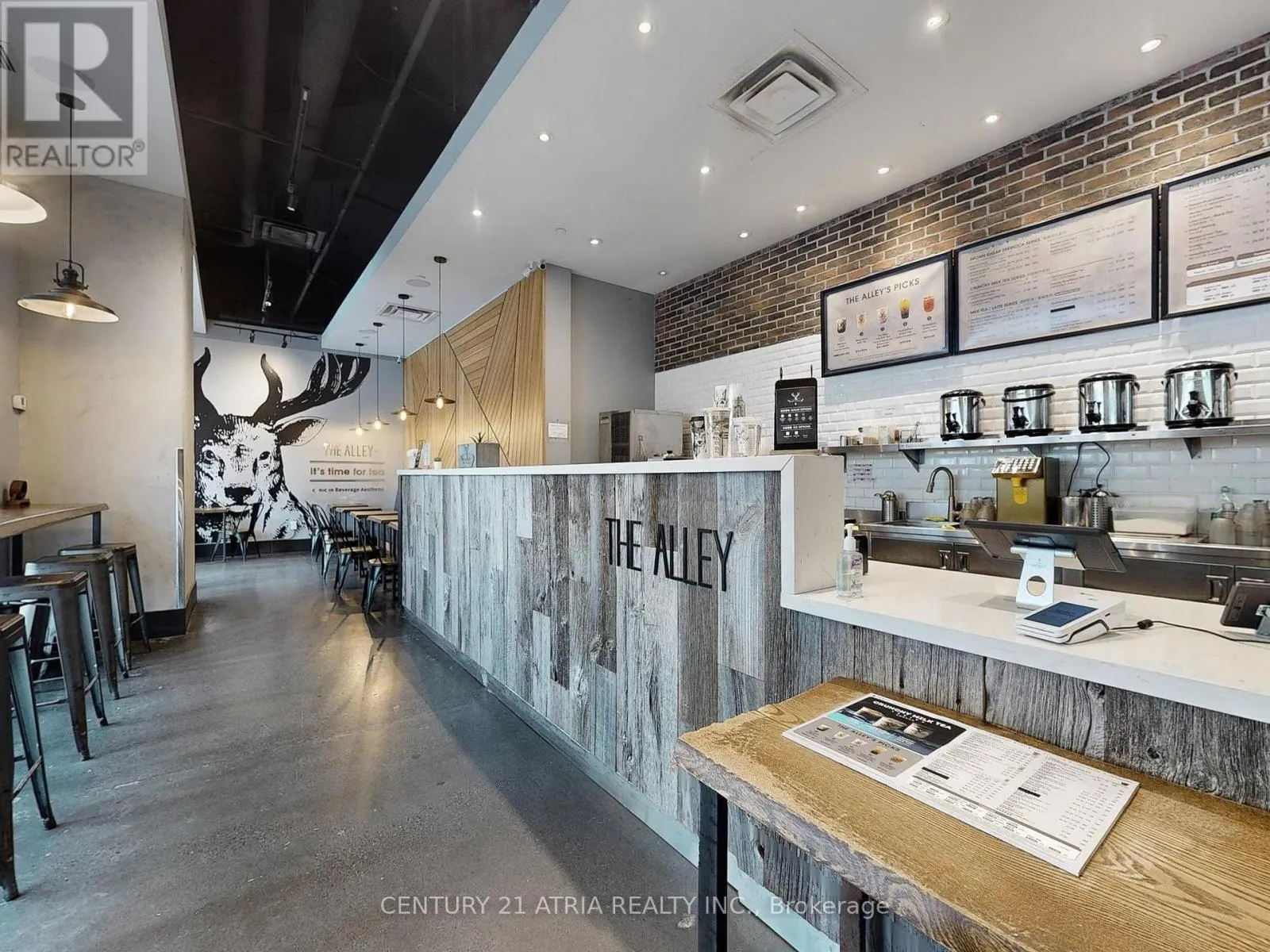 1 - 382 YONGE STREET