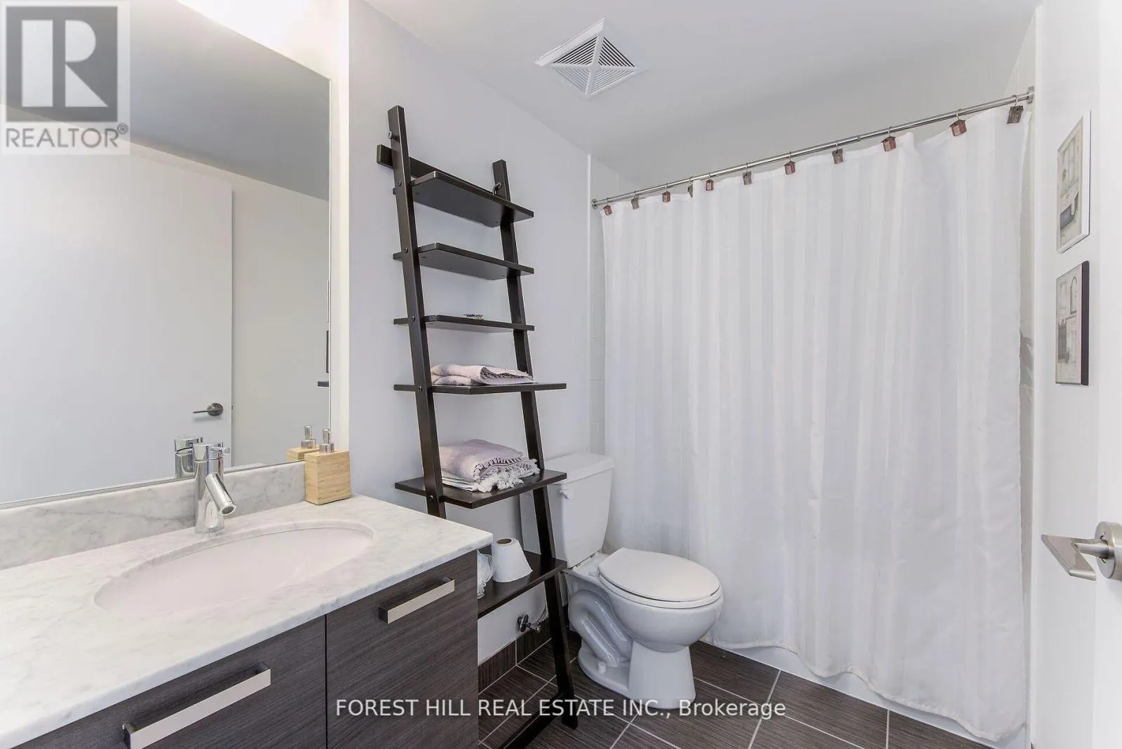 PH05 - 68 ABELL STREET