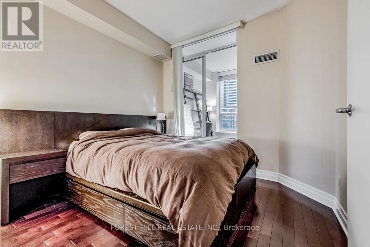 305 - 70 ALEXANDER STREET