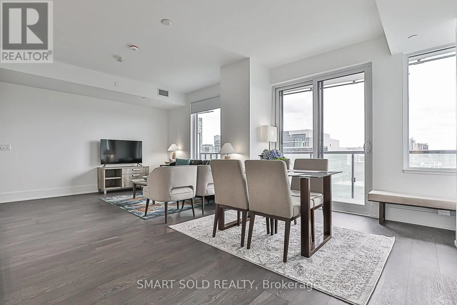 1504 - 480 FRONT ST WEST STREET W