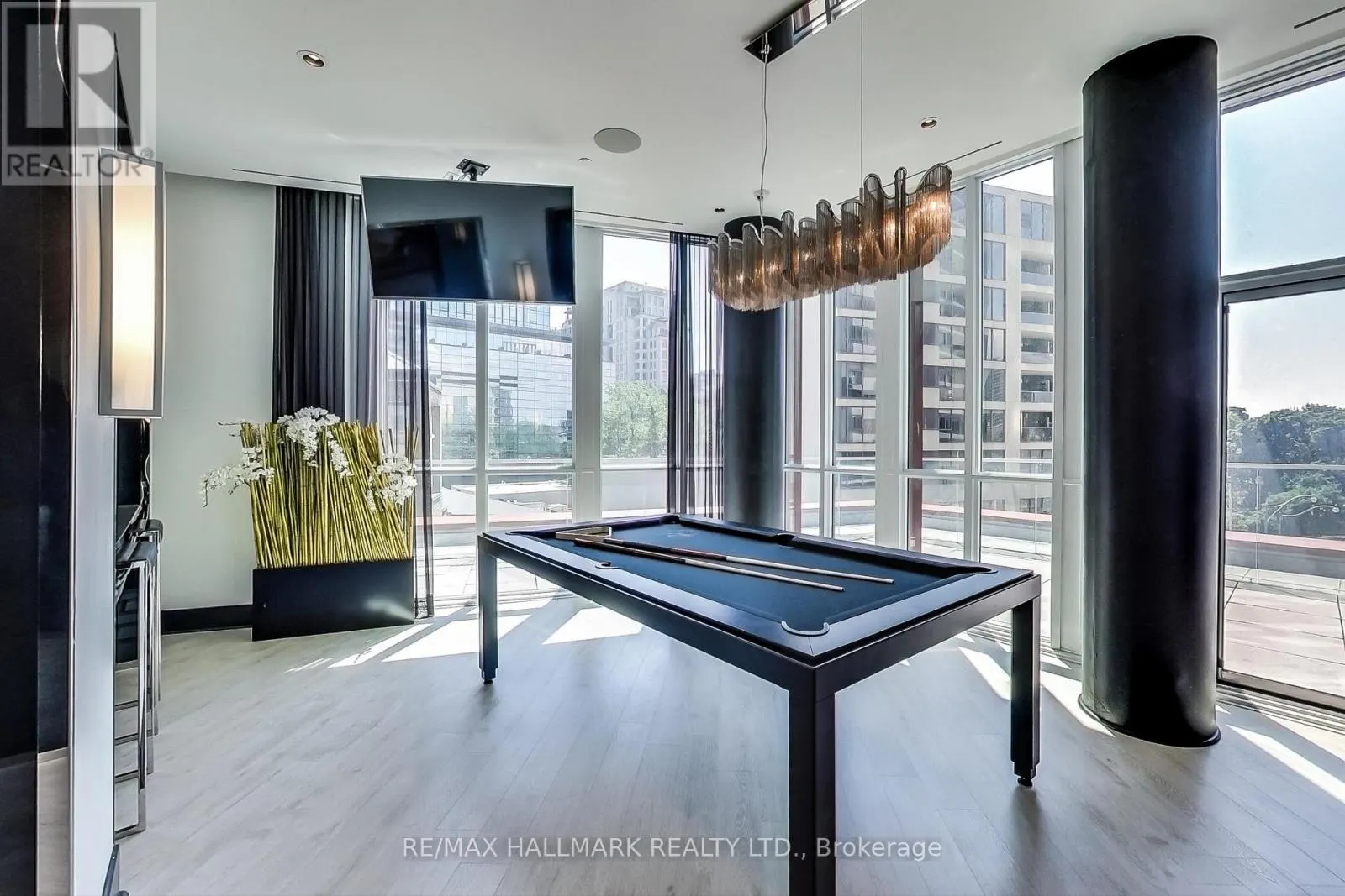 2107 - 32 DAVENPORT ROAD