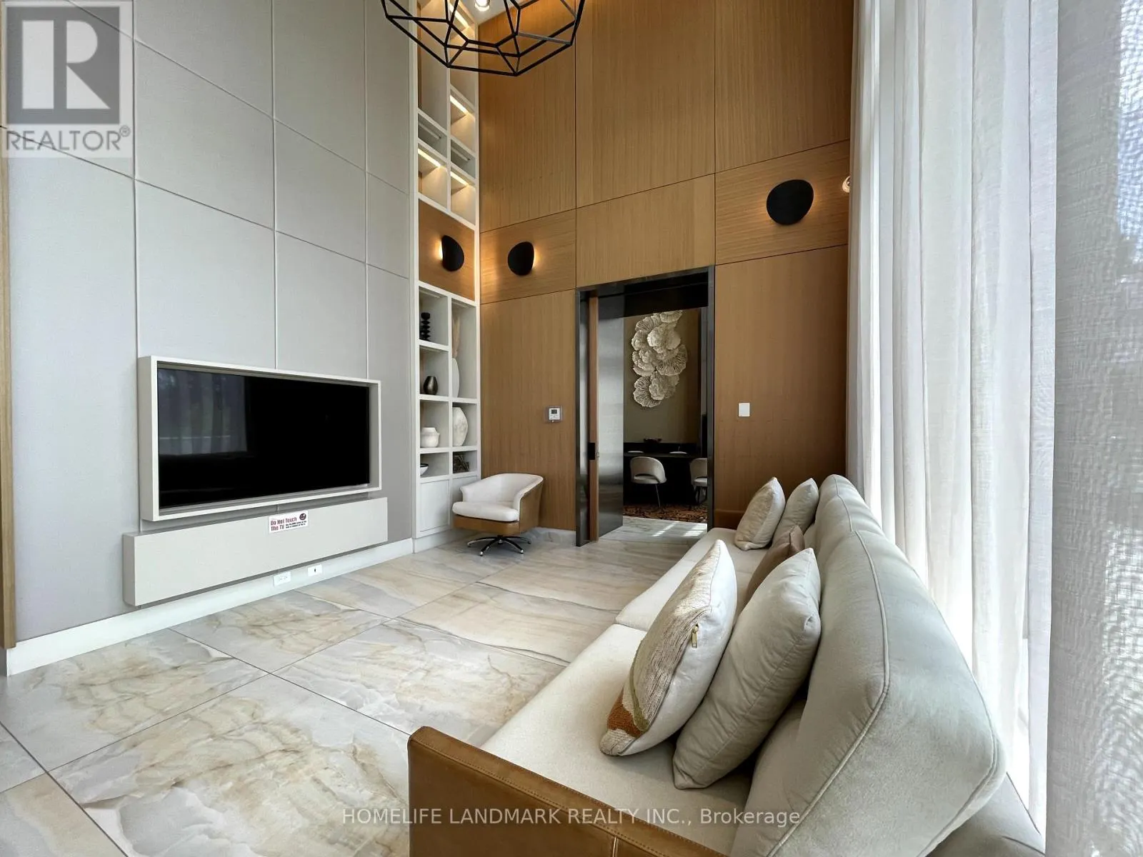 338 - 25 ADRA GRADO WAY