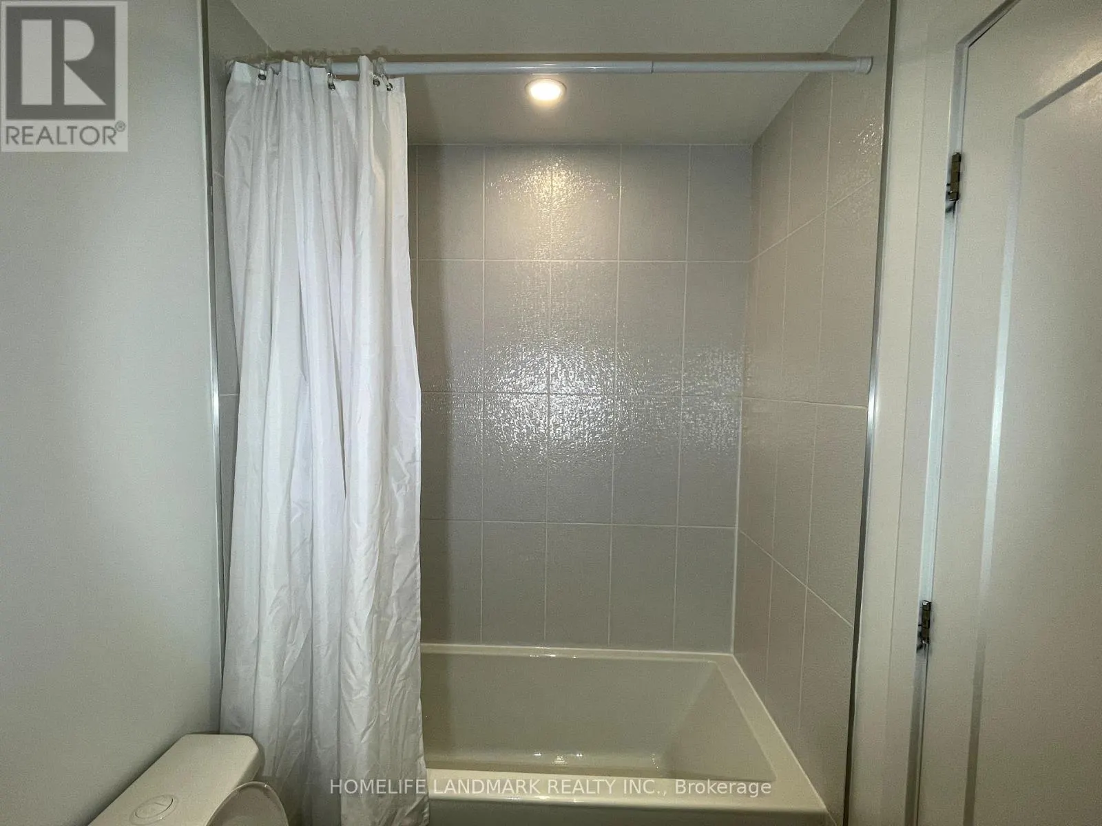 338 - 25 ADRA GRADO WAY
