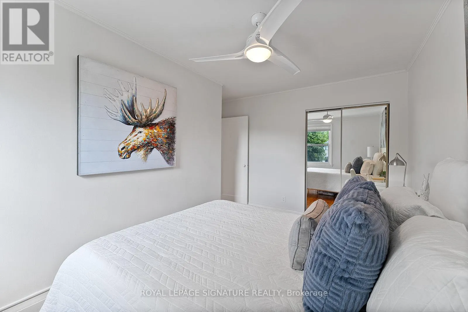 18 VANDERHOOF AVENUE