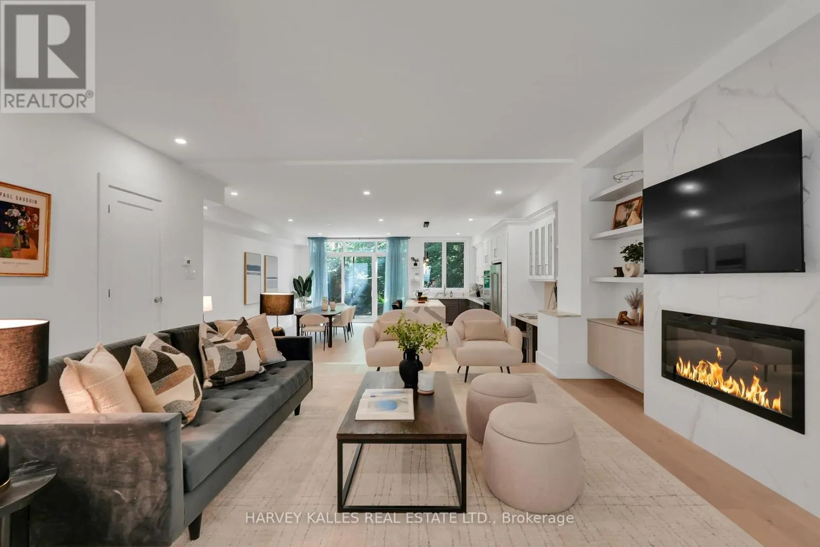 253 ALBANY AVENUE