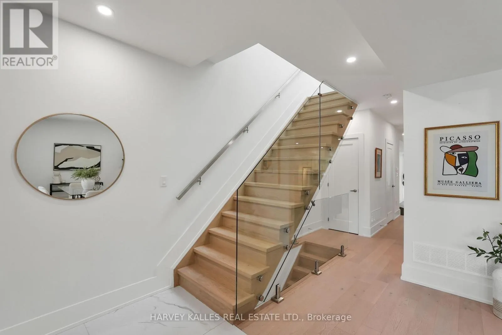 253 ALBANY AVENUE