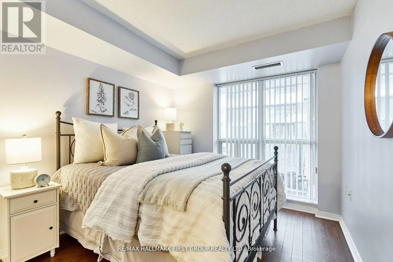 612 - 28 OLIVE AVENUE, #612