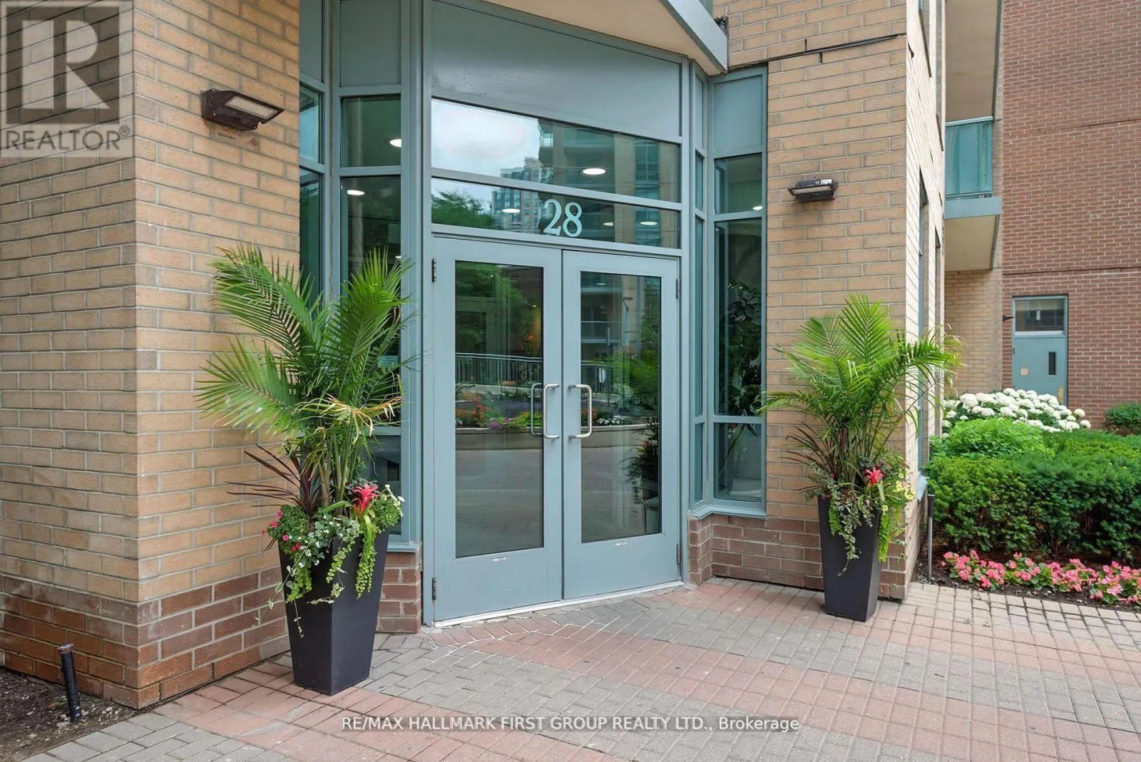 612 - 28 OLIVE AVENUE, #612