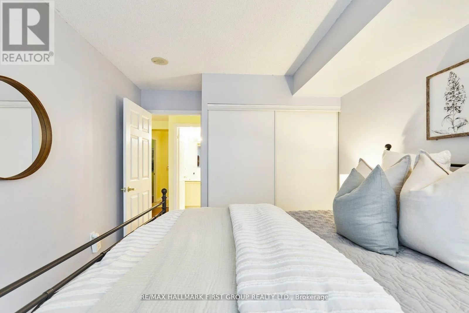 612 - 28 OLIVE AVENUE, #612
