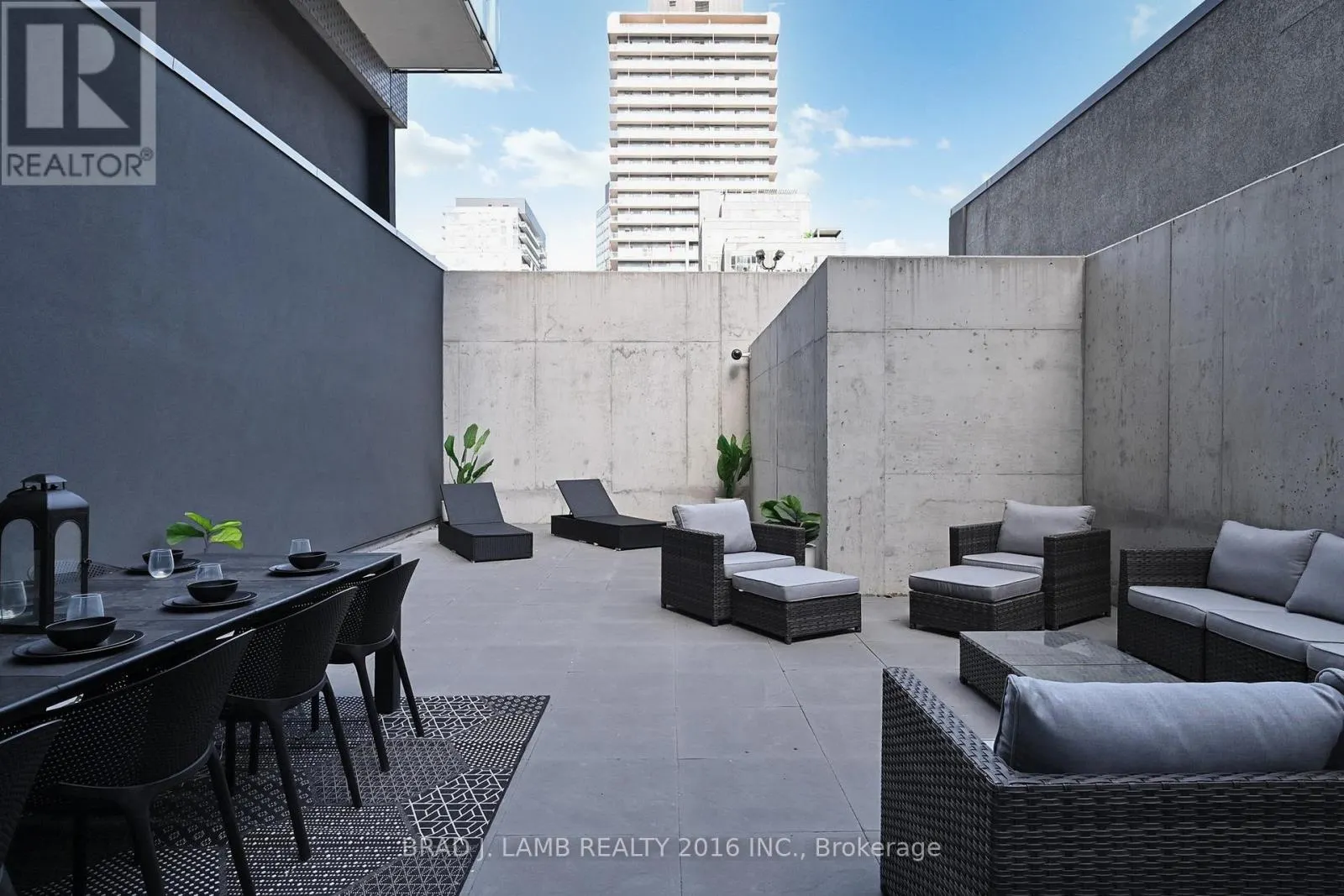 101 - 55 ONTARIO STREET
