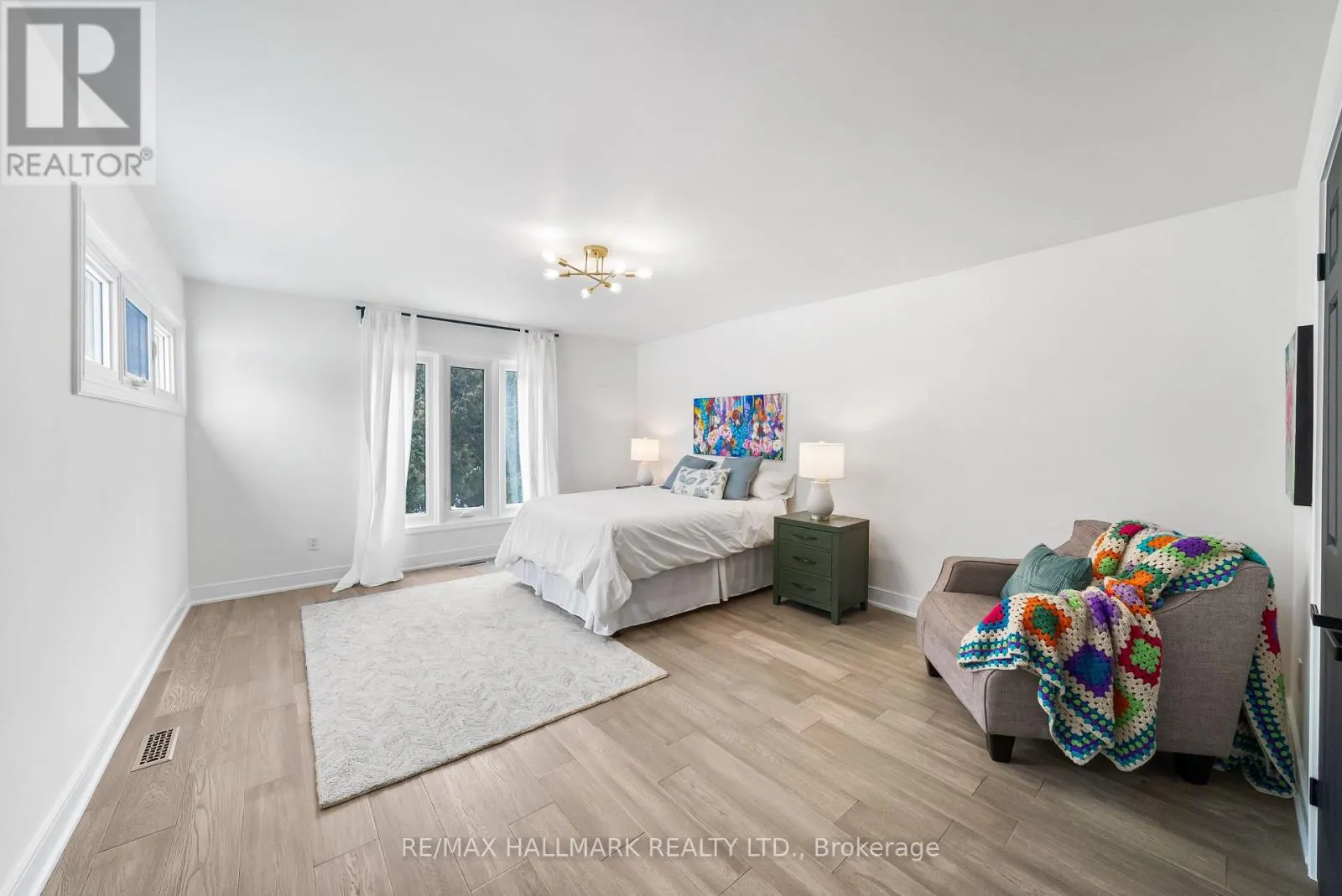 97 CLARINDA DRIVE