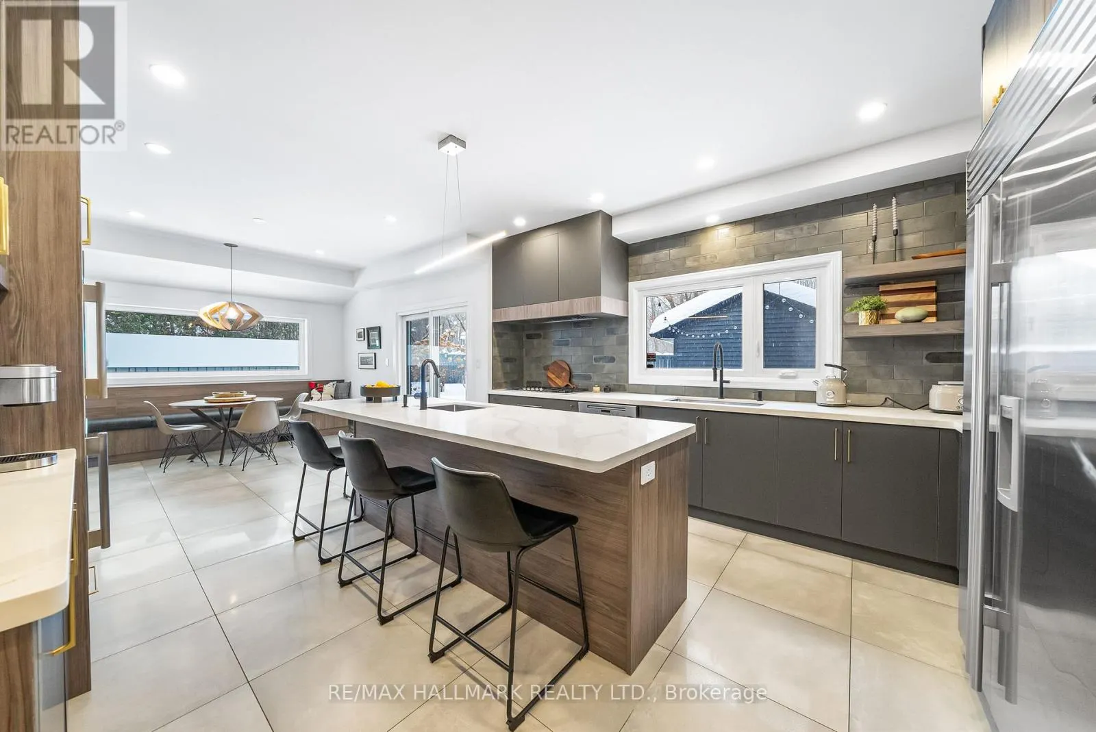 97 CLARINDA DRIVE