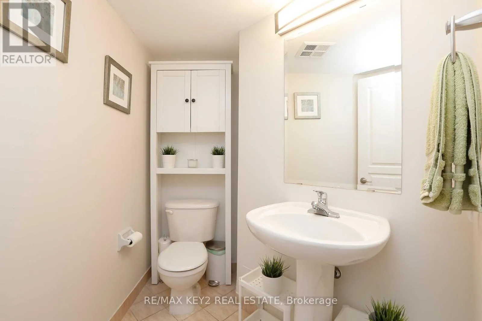 1329 - 15 NORTHTOWN WAY