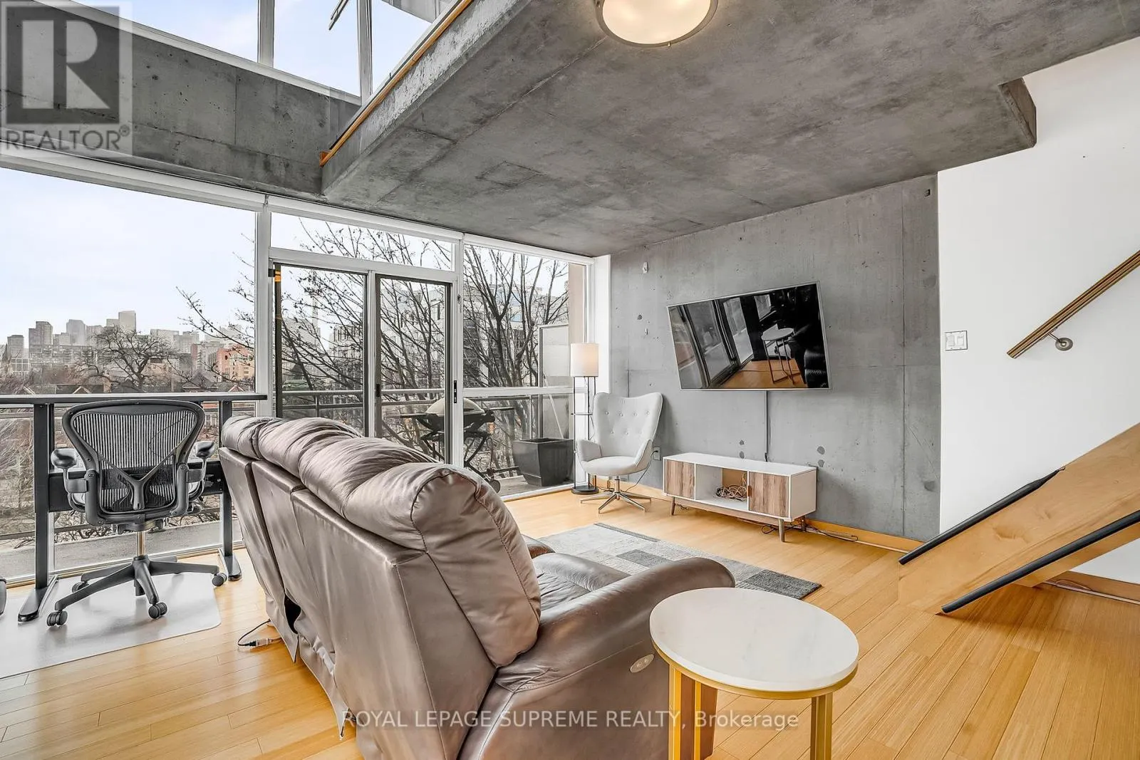 516 - 954 KING STREET W