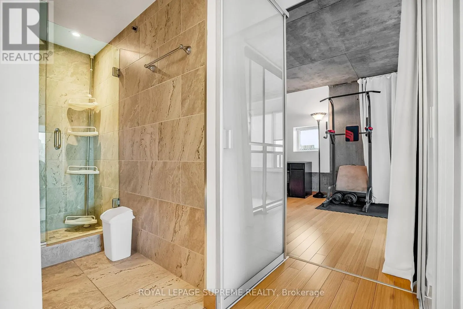 516 - 954 KING STREET W