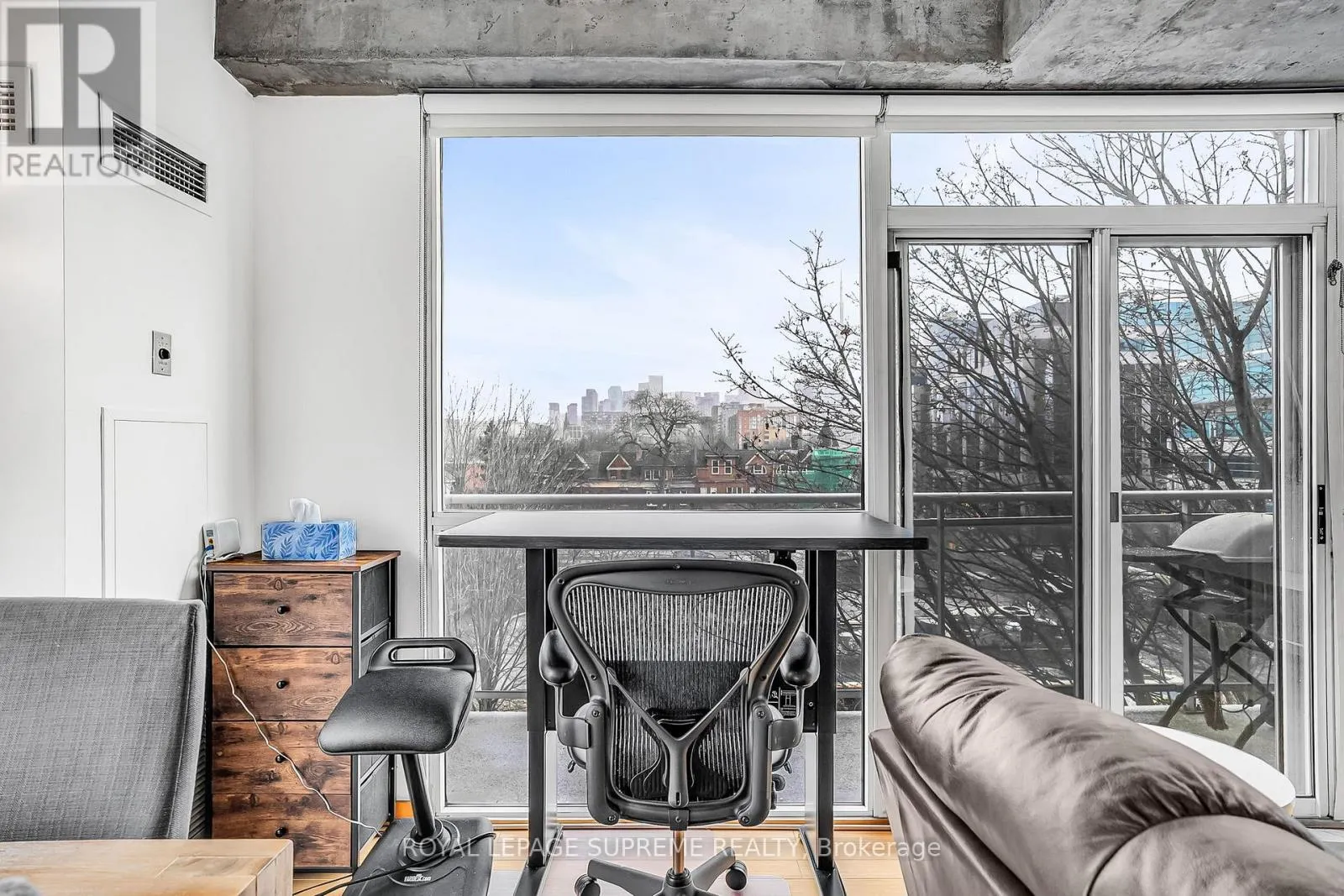 516 - 954 KING STREET W