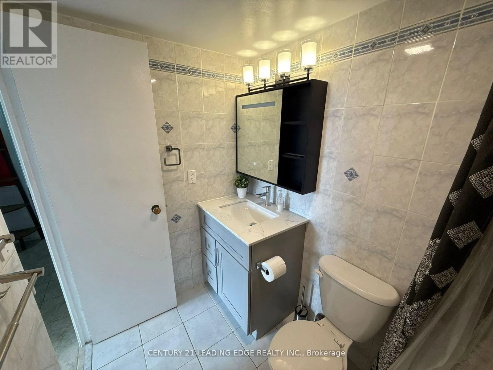 815 - 20 EDGECLIFF GOLFWAY