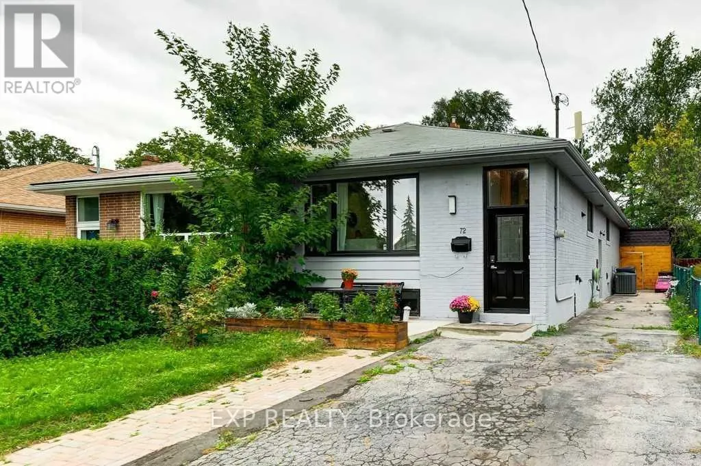 UPPER - 72 BILLINGTON CRESCENT