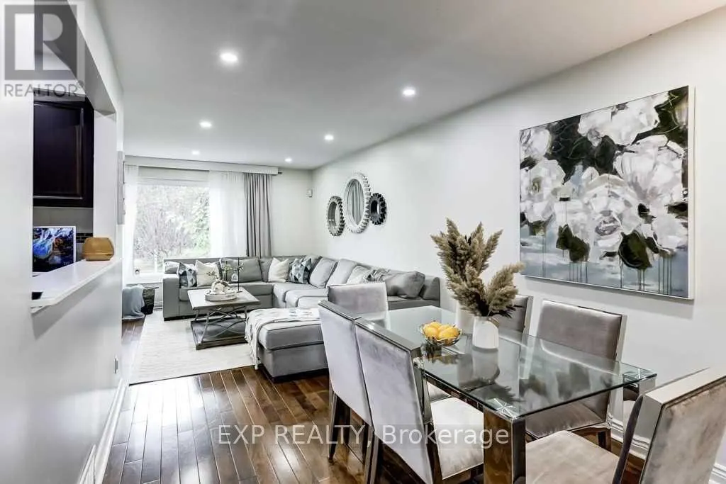 UPPER - 72 BILLINGTON CRESCENT