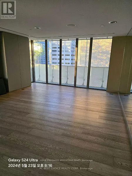 605 - 200 BLOOR STREET W