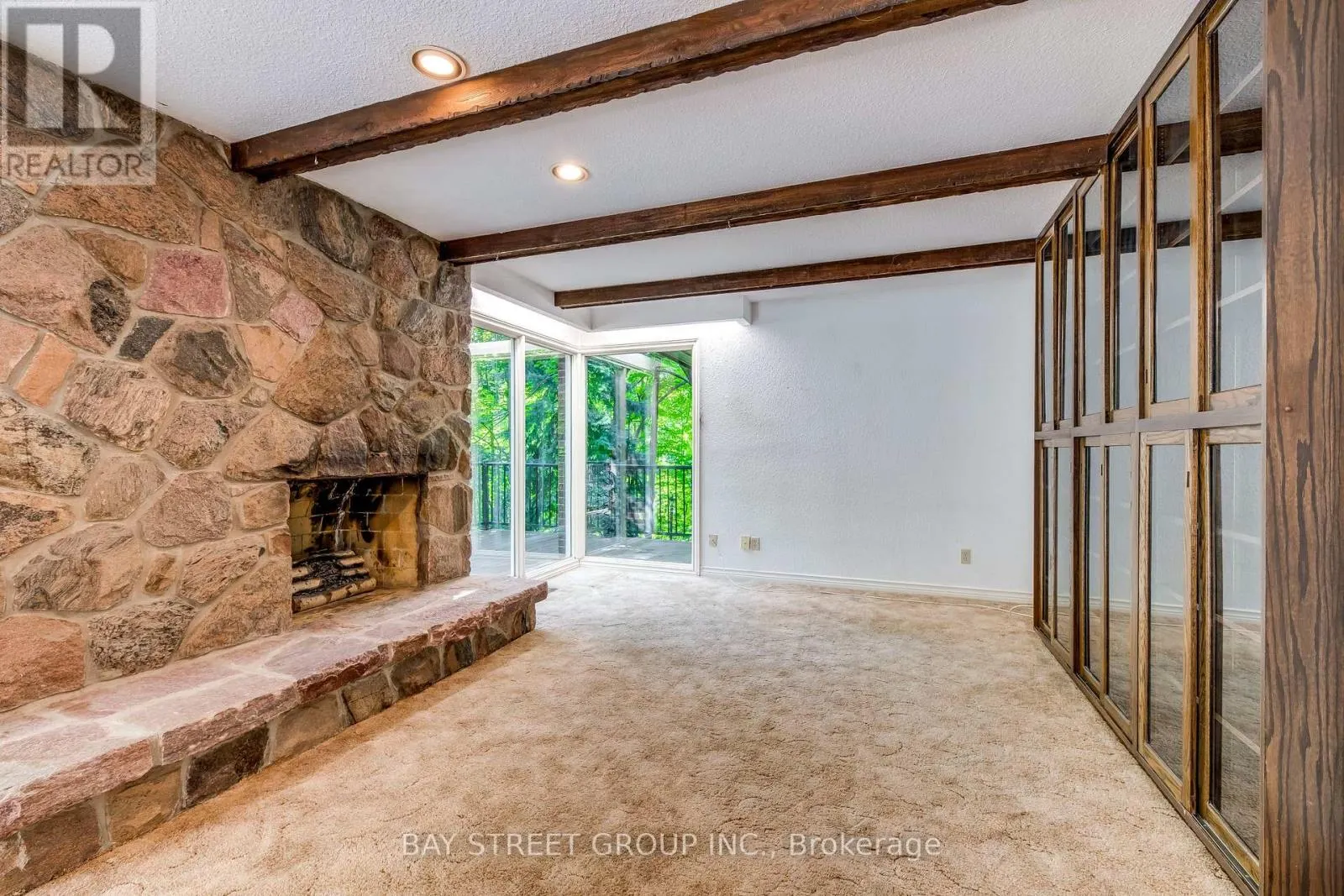 7 MYLESVIEW PLACE