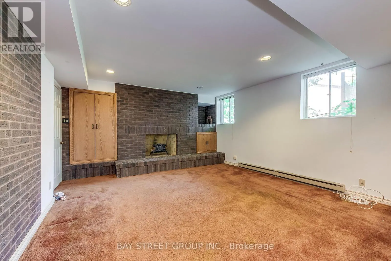 7 MYLESVIEW PLACE