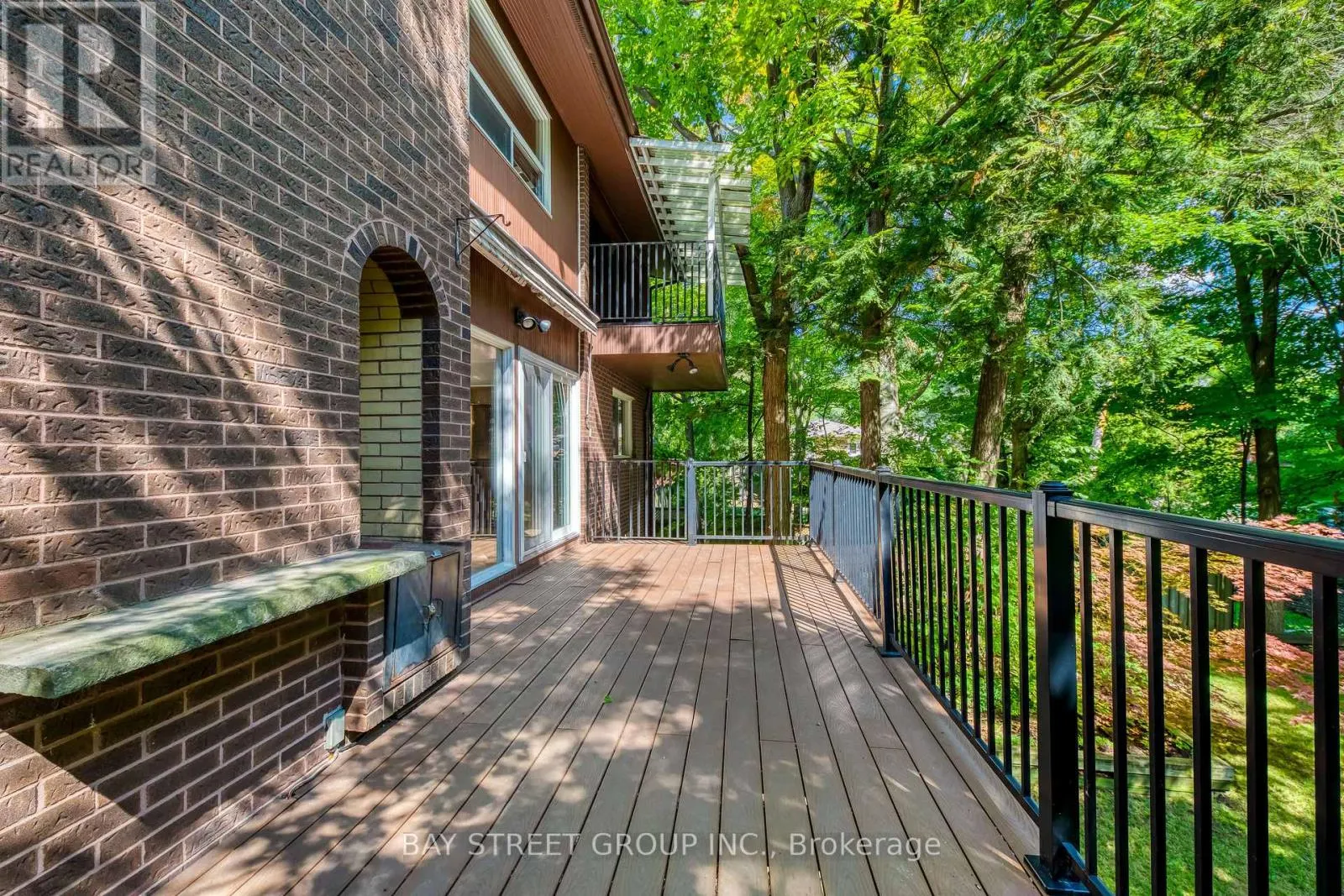 7 MYLESVIEW PLACE