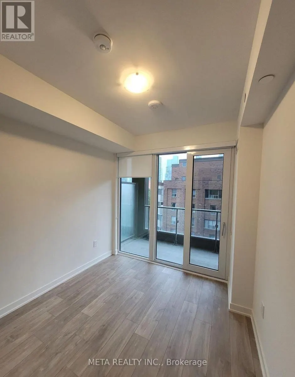 553 - 121 LOWER SHERBOURNE STREET