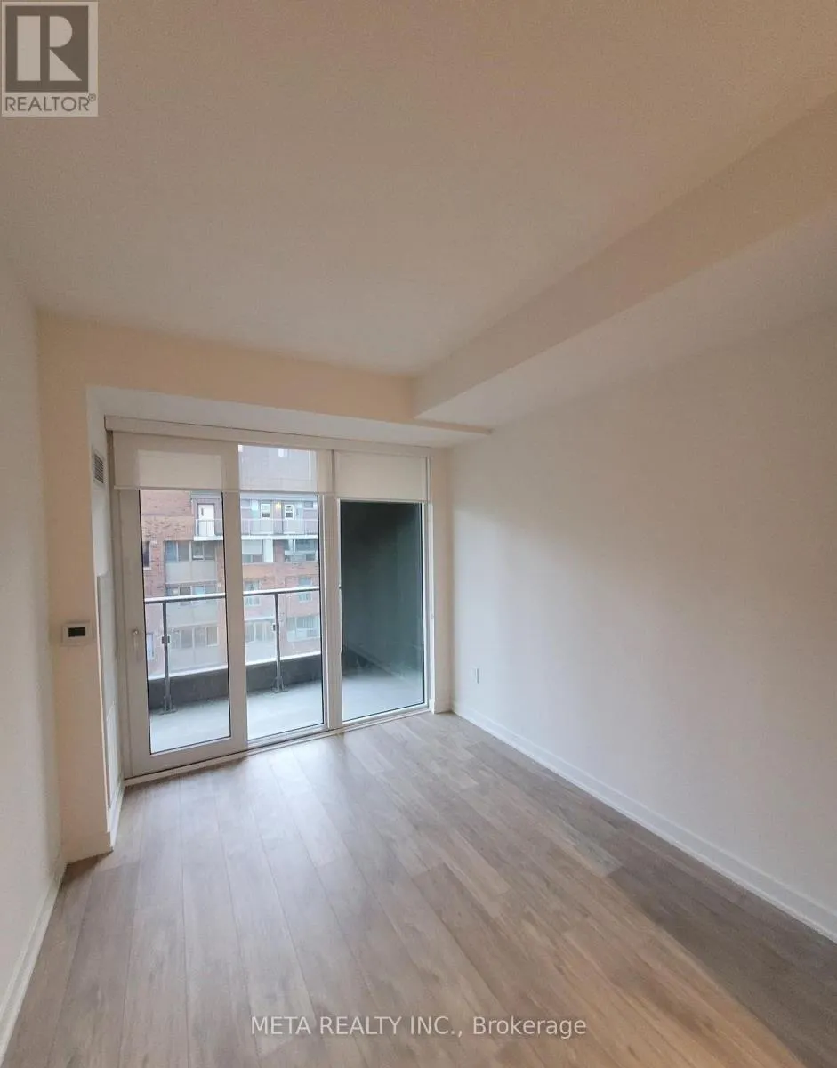 553 - 121 LOWER SHERBOURNE STREET