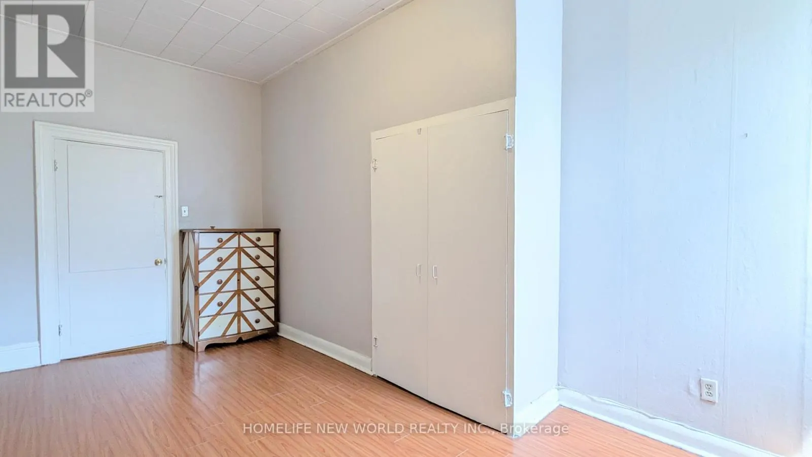 FLOOR 3 - 444 QUEEN STREET W